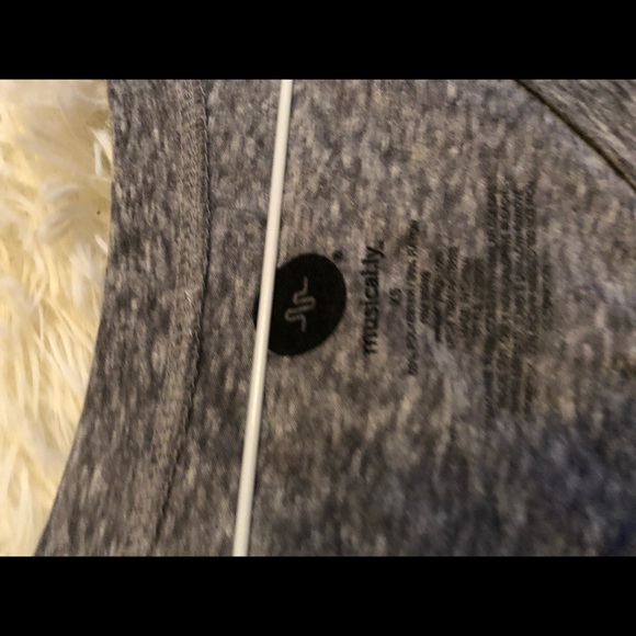 T-shirt - Picture 2 of 2